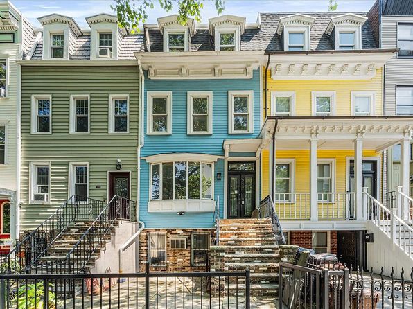 227 11th St, Brooklyn, NY 11215