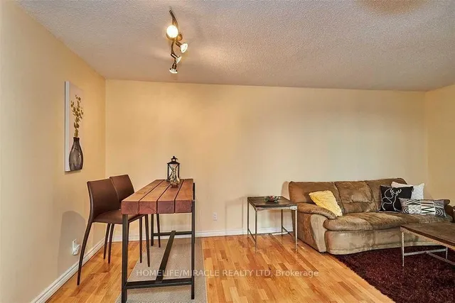 Additional image 8 of 41 Markbrook Lane Unit 1803