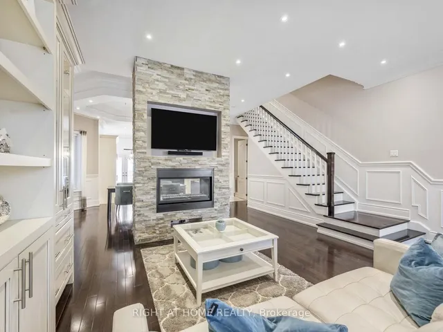 Additional image 4 of 64 Brock Ave