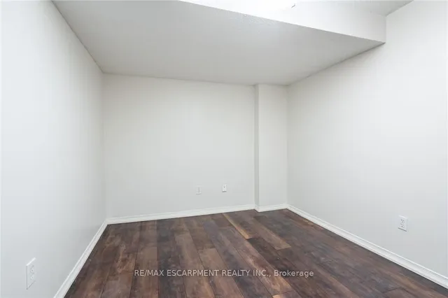 房产图片 34 - 100 Vineberg Dr Unit 24