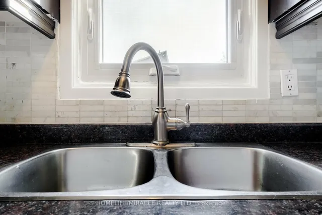 Additional image 9 of 34 Greenbush Cres