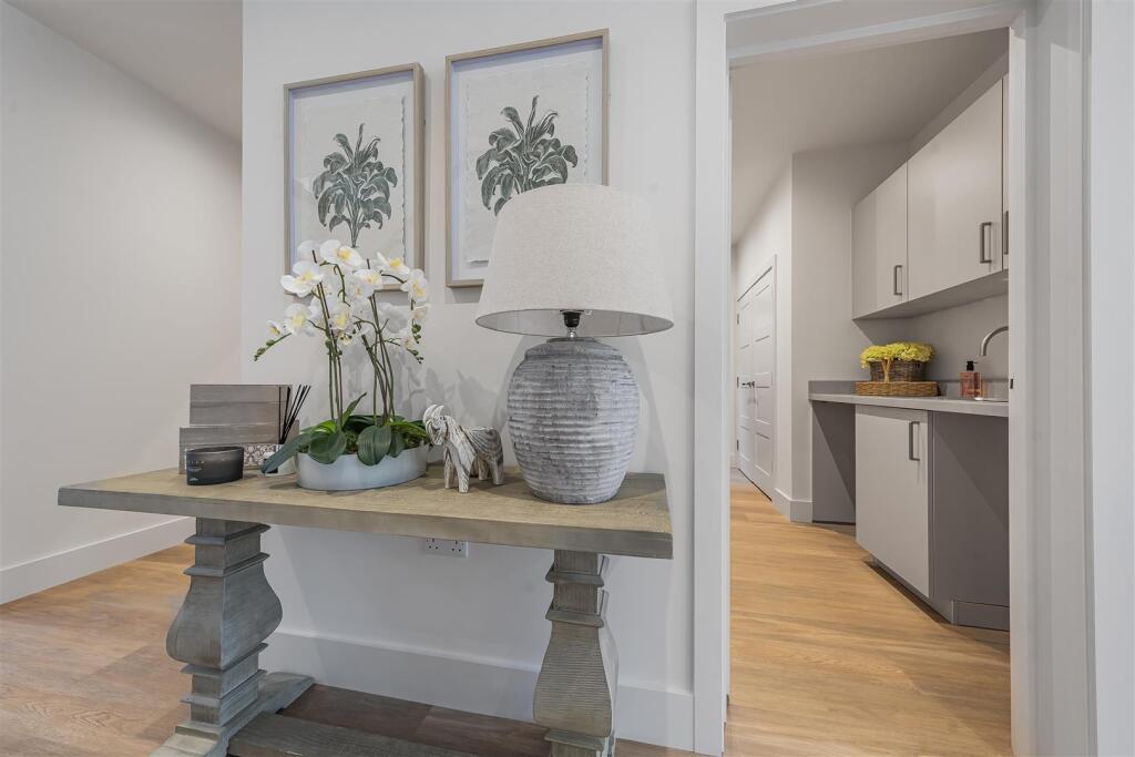 Additional image 5 of Bucknalls Drive, Bricket Wood, St. Albans