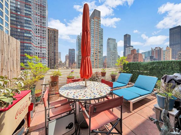 211 E 53rd St, New York, NY 