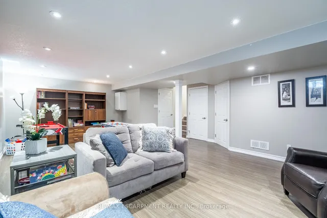 房产图片 30 - 布鲁姆斯伯里街12号