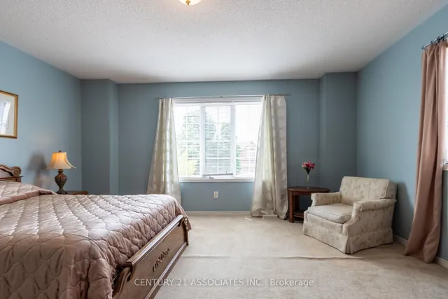 房产图片 21 - 5817 西德茅斯街