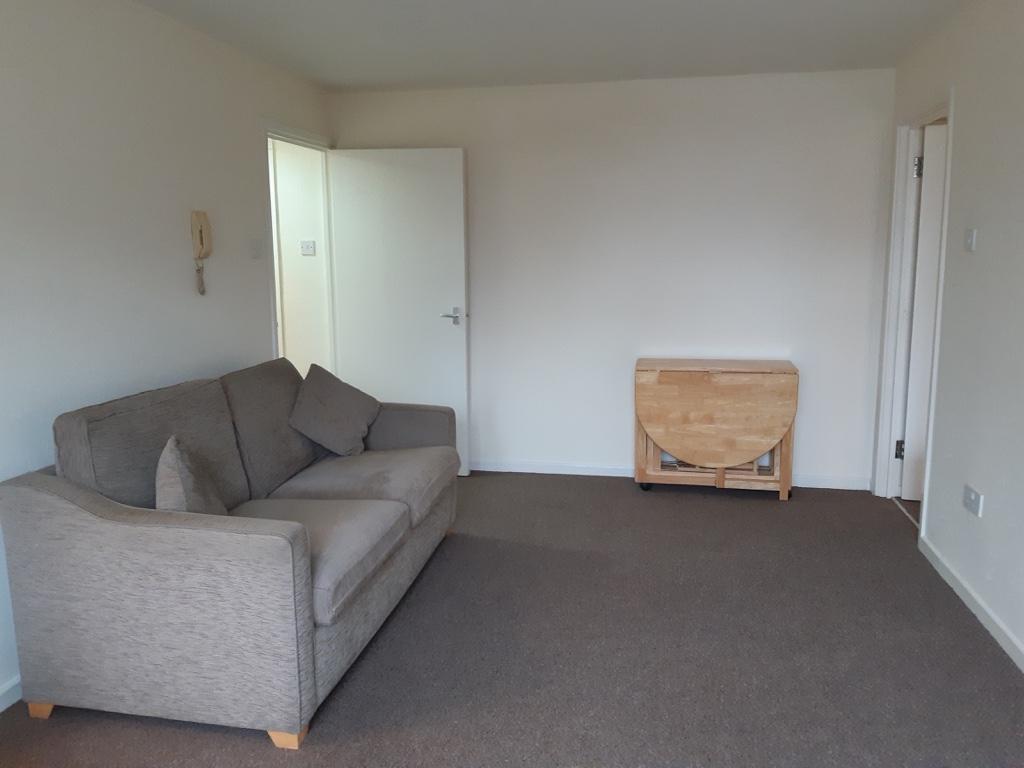 Additional image 5 of Burford court B13 9pt