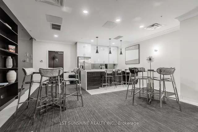 Additional image 13 of 112 King St Unit 505