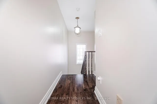 Additional image 25 of 2 Clay Brick Crt Unit 21