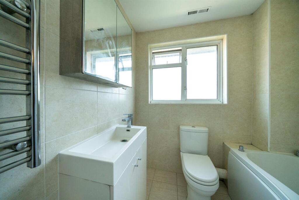 Additional image 14 of Hunt Close, St. Albans