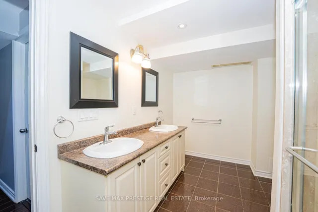 Additional image 45 of 220 Cresthaven Rd