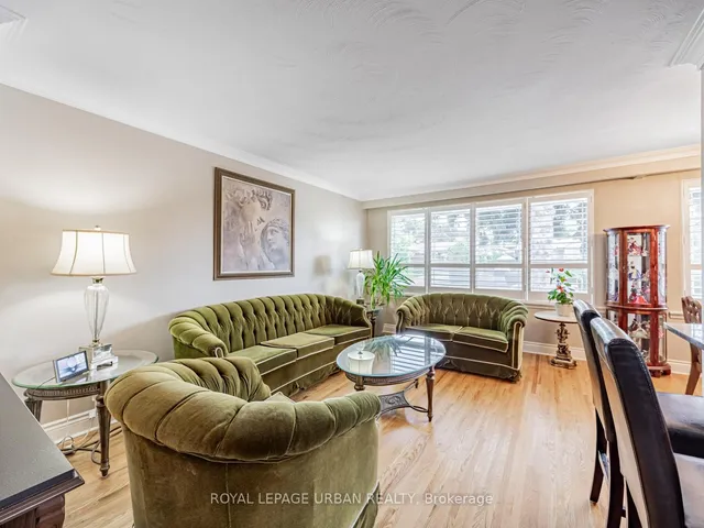 Additional image 18 of 16 Mozart Ave