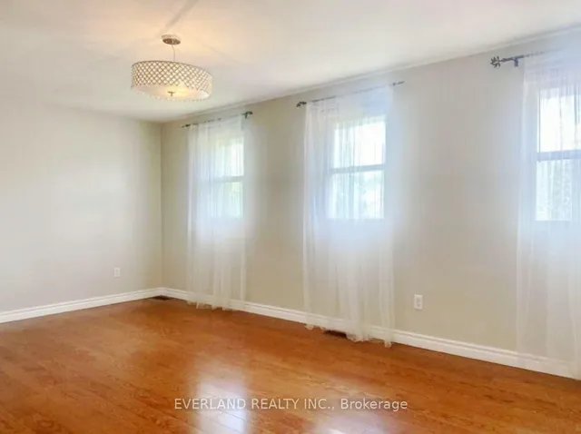 Additional image 7 of 573 Huntingwood Dr