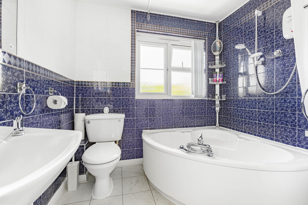 Additional image 11 of Howlands, Welwyn Garden City, Hertfordshire, AL7