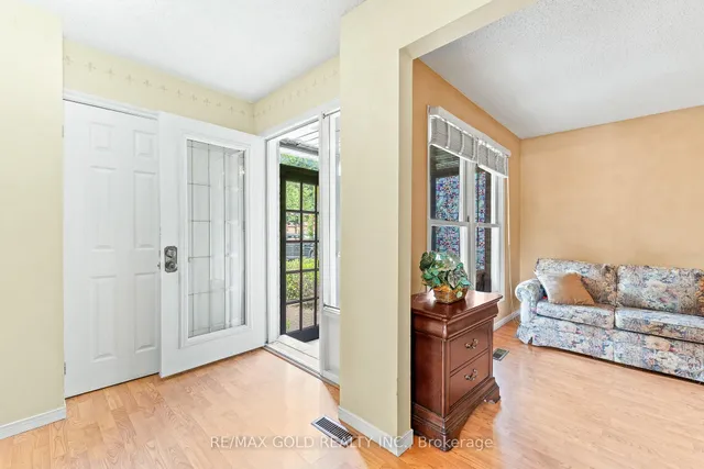 Additional image 10 of 34 Granby Crt