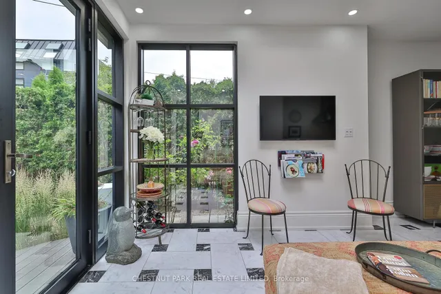 Additional image 16 of 82 Bellevue Ave