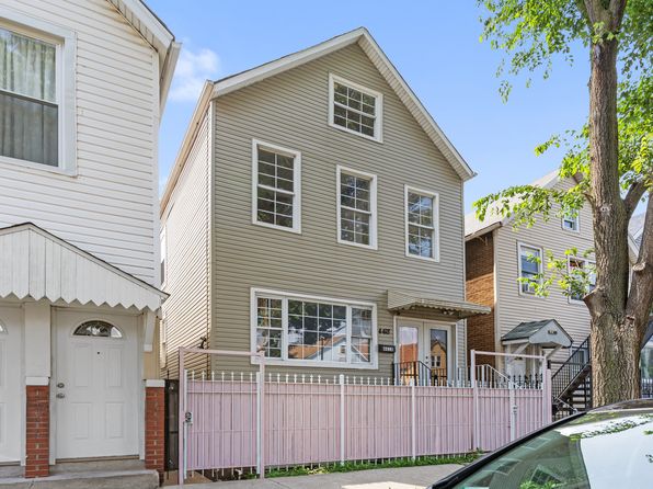 4418 S Honore St, Chicago, IL 60609