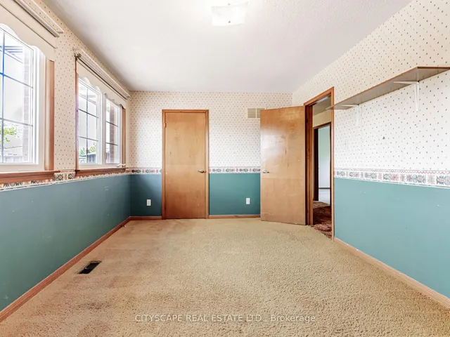 Additional image 24 of 44 Pottery Cres