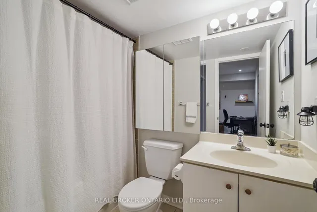 Additional image 20 of 18 Laidlaw St Unit 1016