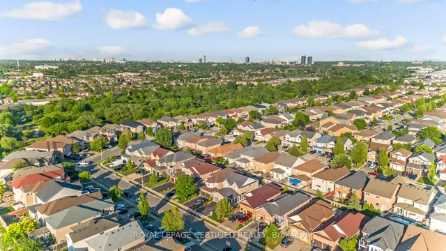 Additional image 2 of 53 Vintage Gate