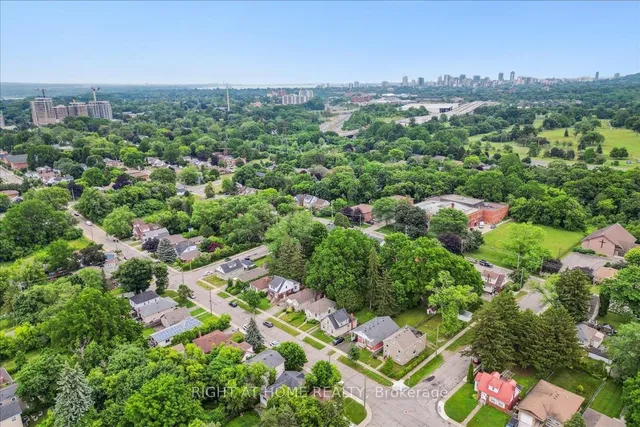 Additional image 24 of 223 BROADWAY Ave