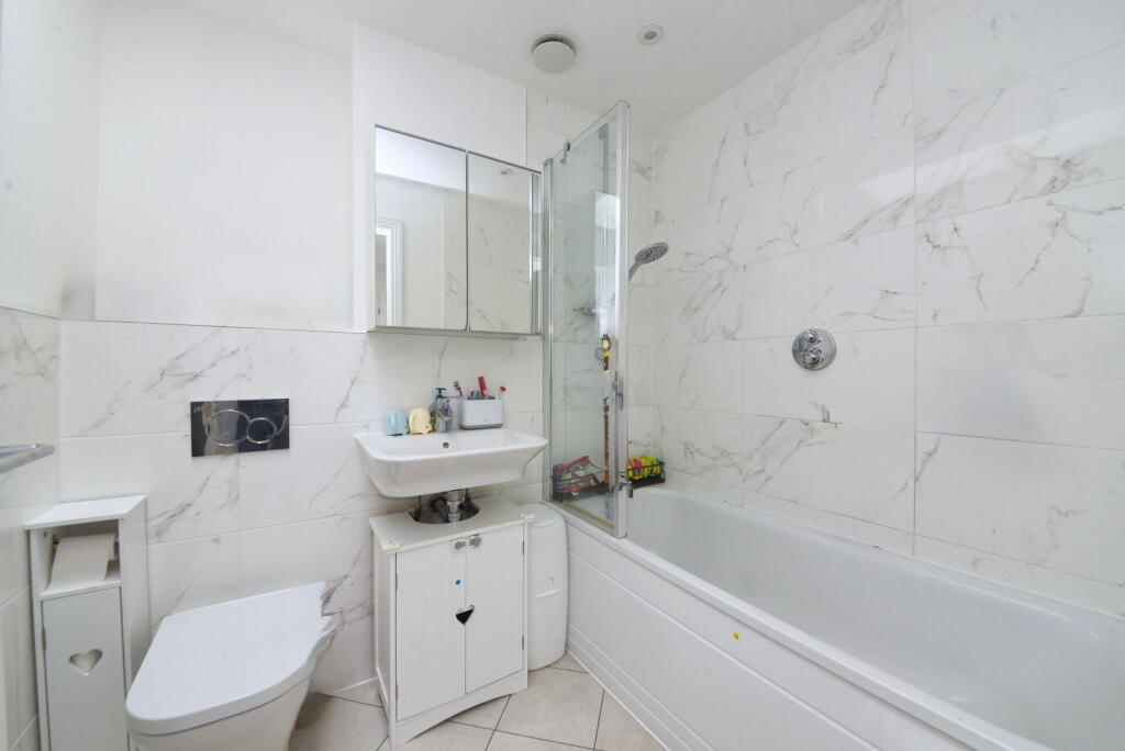 Additional image 12 of Barnes Wallis Way, St Albans, AL2 3FH