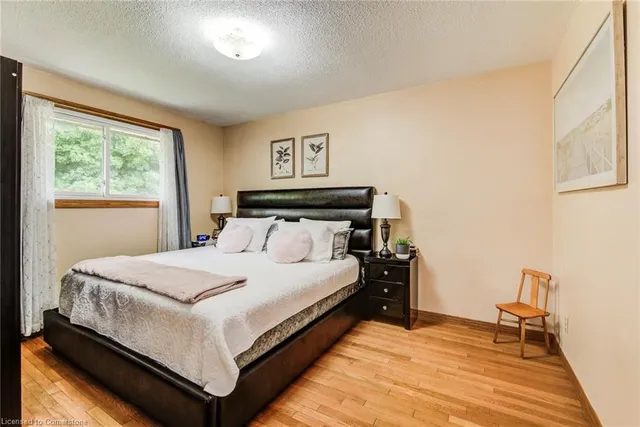 Additional image 22 of 170 Martinglen Cres