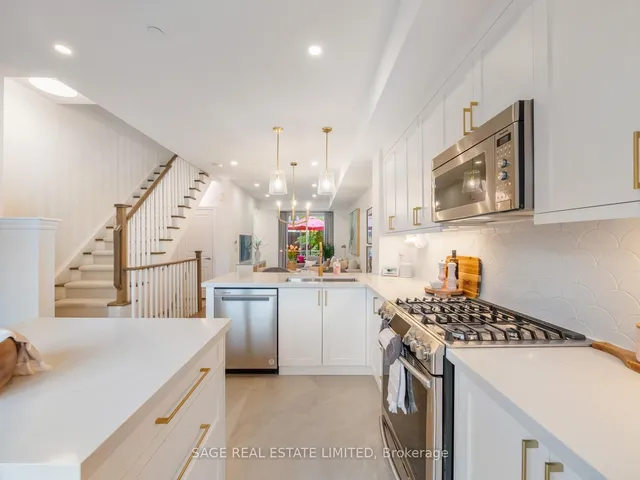 Additional image 12 of 80 Eastwood Park Gdns Unit 4