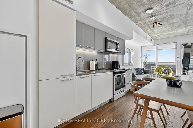 Additional image 12 of 15 Baseball Pl Unit 806