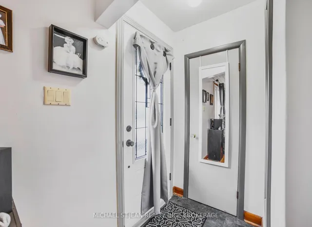 Additional image 20 of 763 Upper Ottawa St