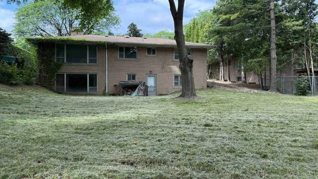 Additional image 8 of 107 Burbank Dr