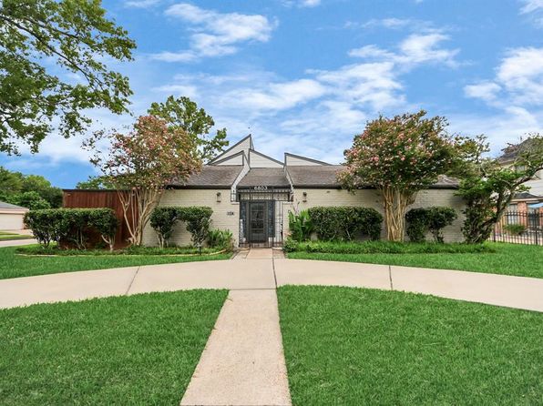 Property image for 6803 Las Brisas Dr, Houston, TX 77083