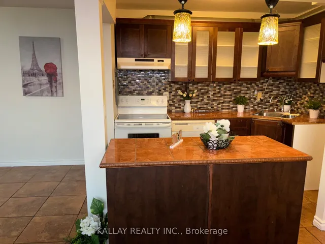 Additional image 9 of 15 Nicklaus Dr Unit 812