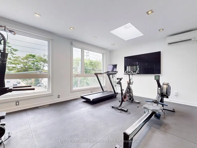 Additional image 37 of 330 Cedarvale Ave