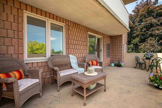 房产图片 32 - 416 Limeridge Rd 单元 216