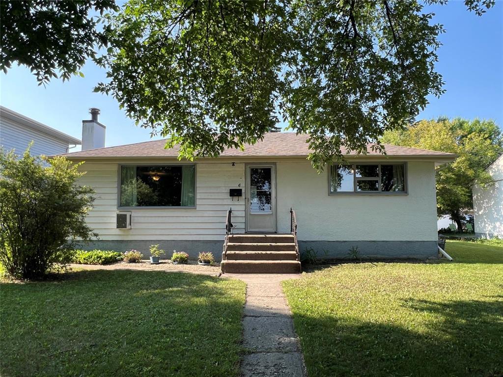 6 Bernier Bay|Winnipeg, Manitoba R2J2B4