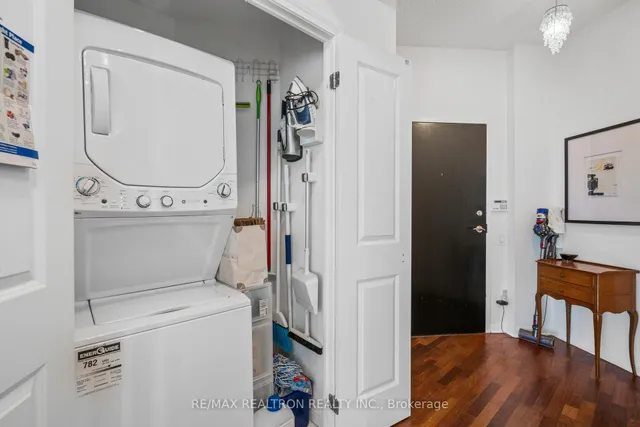 Additional image 10 of 15 Windermere Ave Unit 2401