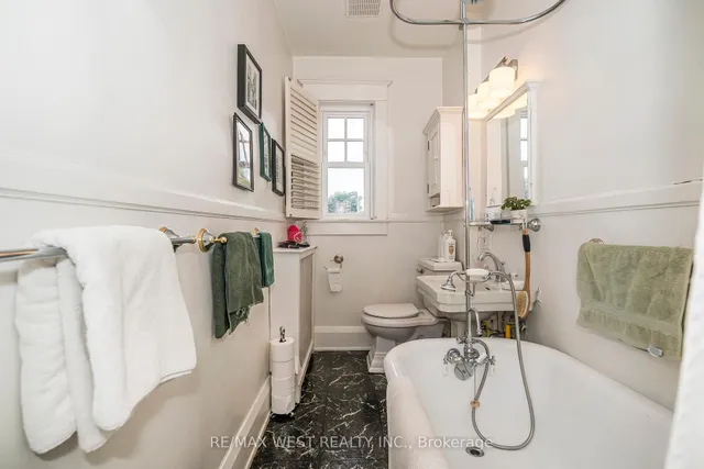 Additional image 26 of 9B Humewood Dr