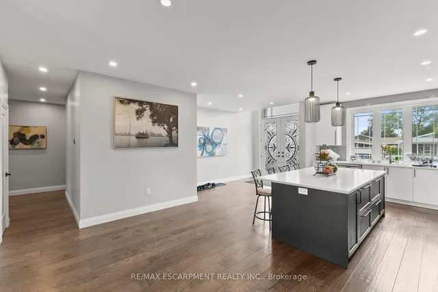 Additional image 10 of 87 Owen Pl