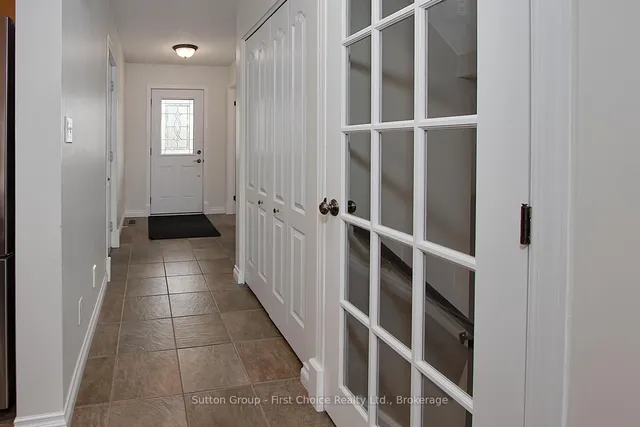 Additional image 6 of 293 Huck Cres