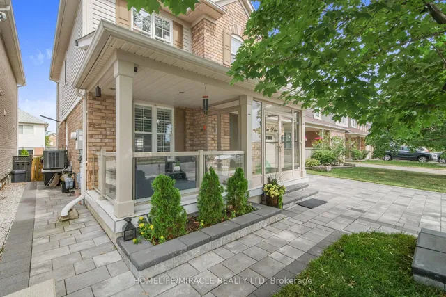 房产图片 4 - 365 Brisdale Dr