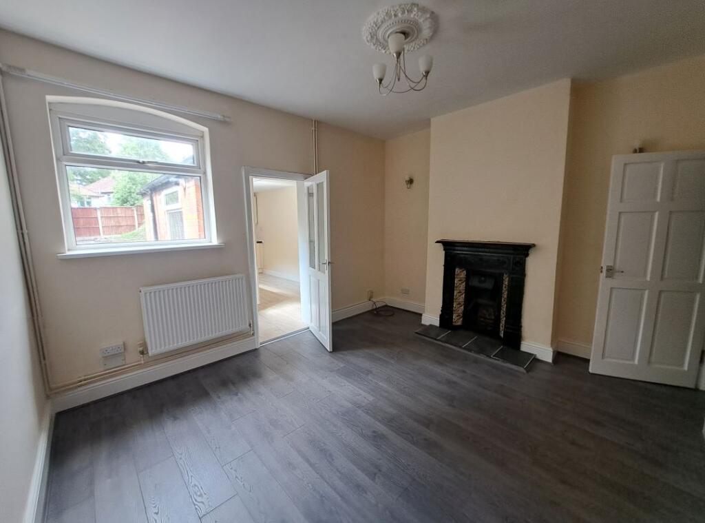 Additional image 4 of 1267 Warwick Road, Acocks Green, Birmingham, West Midlands, B27 6PX