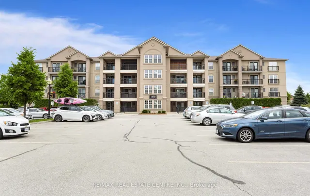 Additional image 3 of 1370 Main St Unit 205