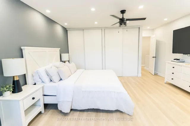 Additional image 17 of 2120 Rathburn Rd Unit 102