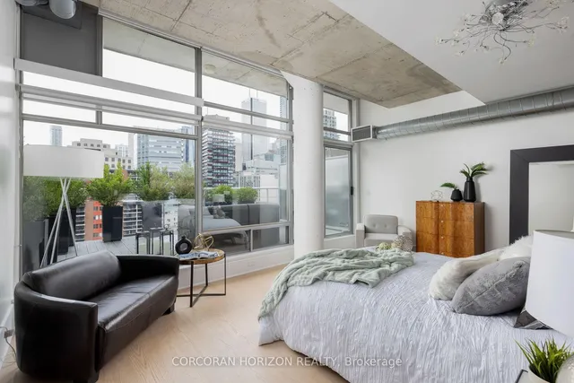 Additional image 4 of 169 John St Unit PH4