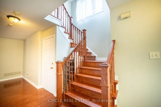 Additional image 47 of 10 Gold Park Pl