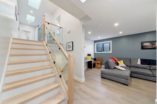 Additional image 20 of 579 Chamberlain Rd