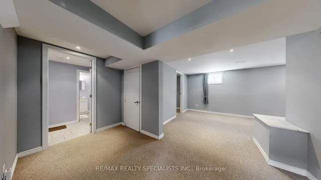 Additional image 17 of 21 Orlando Blvd