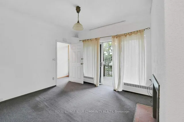 Additional image 12 of 23 Fernwood Park Ave