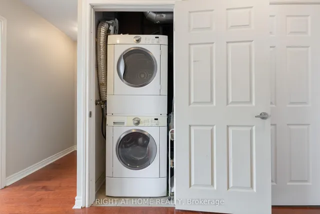 Additional image 21 of 205 Wellesley St Unit 205