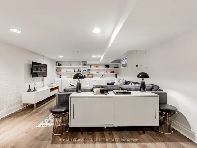 Additional image 22 of 35 Firstbrooke Rd